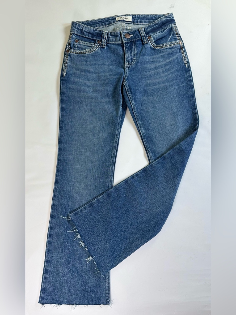 Wrangler Retro Western Low Rise Boot Cut Jeans Raw Hem Size 4